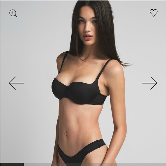 SKIMS Black Bra - Picture 5 of 5